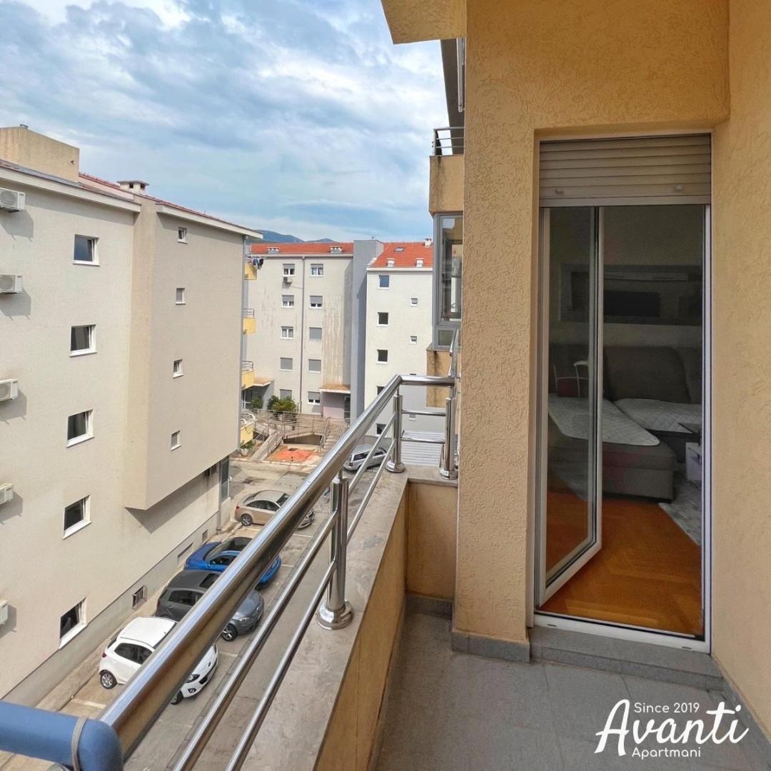 Apartmani Avanti Budva Exteriör bild