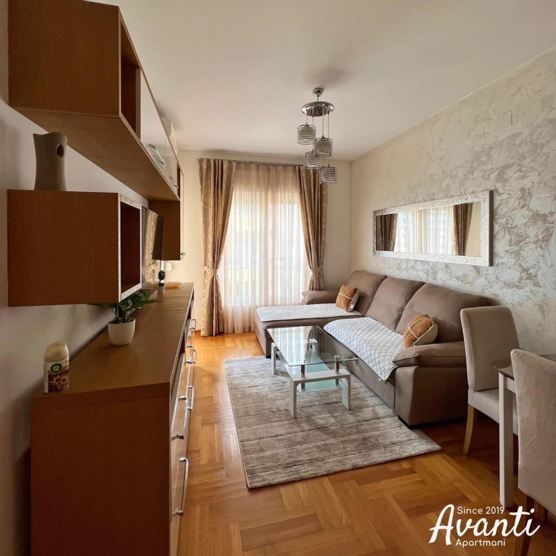 Apartmani Avanti Budva Exteriör bild